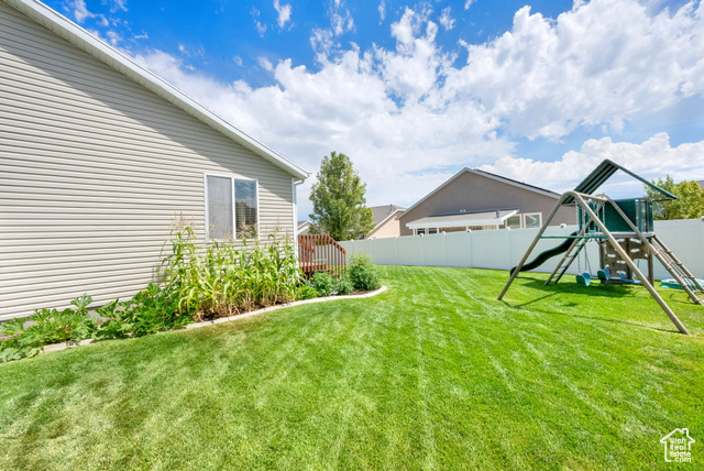 Photo 4 for MLS #2101960 at 8269 S 6555 West