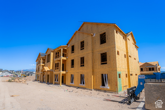 837 N PUGH LN #M101, Saratoga Springs UT 84045