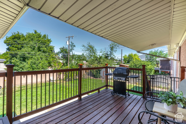Photo 15 for MLS #2101979 at 560 S 500 East