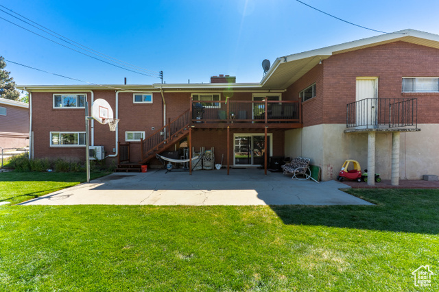 Photo 10 for MLS #2101979 at 560 S 500 East