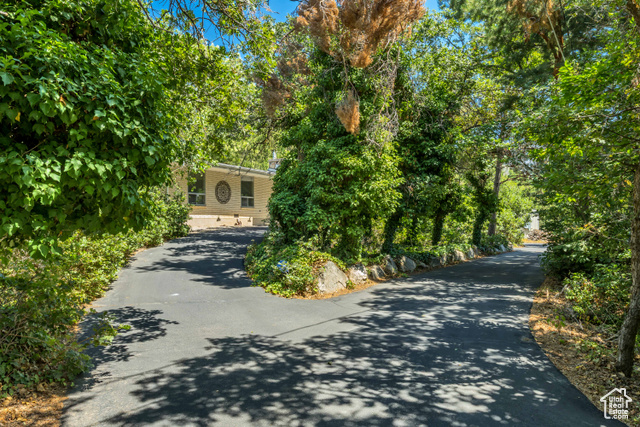 Photo 3 for MLS #2101982 at 2342 E Combe Rd