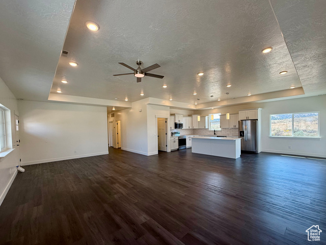 Photo 8 for MLS #2101988 at 631 N 4250 West