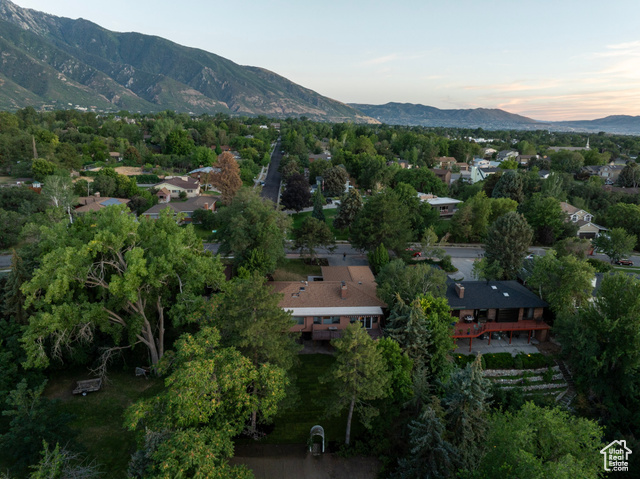 Photo 88 for MLS #2102024 at 2495 E Granite Hills Cir