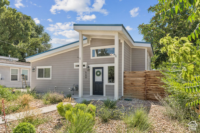 560 S MONTGOMERY ST, Salt Lake City UT 84104