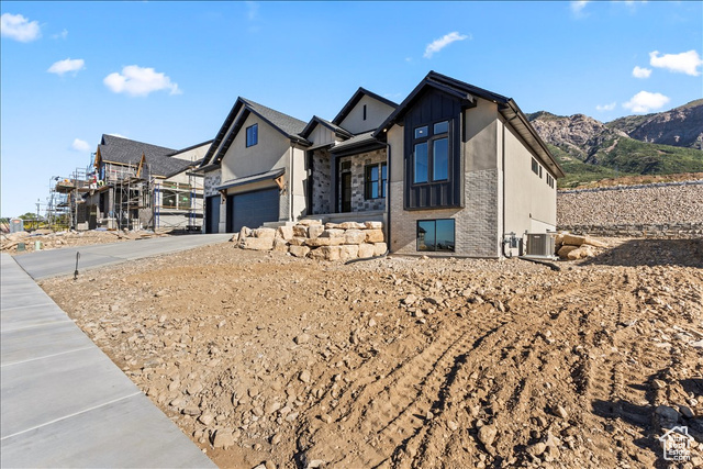 Photo 3 for MLS #2102039 at 620 E Mountain Rd