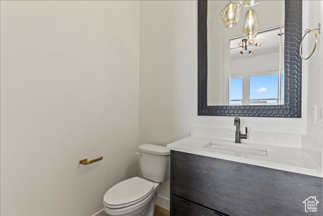 Photo 18 for MLS #2102039 at 620 E Mountain Rd