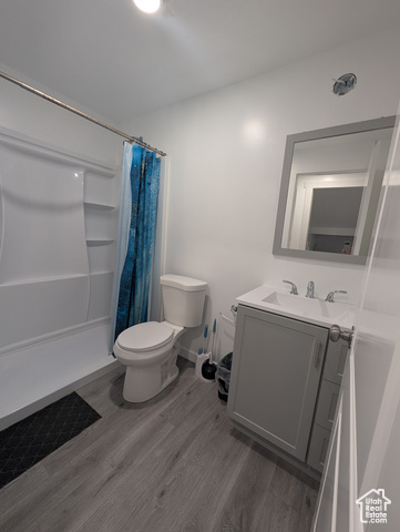 Photo 7 for MLS #2102043 at 1076 N Freeman Dr
