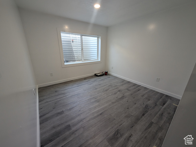 Photo 14 for MLS #2102043 at 1076 N Freeman Dr