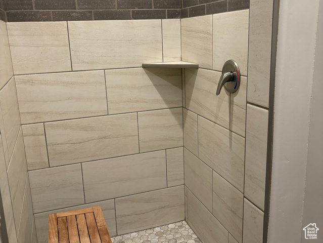 Photo 53 for MLS #2102054 at 2721 E Hazel Dr