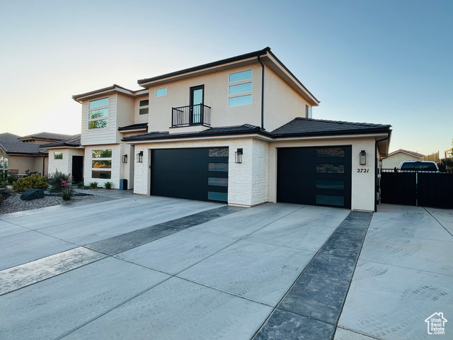 Photo 3 for MLS #2102054 at 2721 E Hazel Dr
