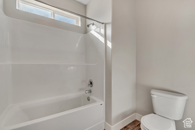 Photo 21 for MLS #2102059 at 1834 W Newcastle Ln #E204