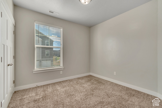 Photo 17 for MLS #2102059 at 1834 W Newcastle Ln #E204