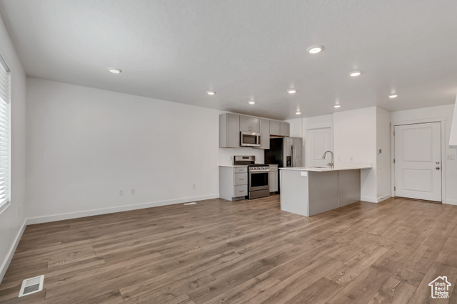 Photo 10 for MLS #2102068 at 77 N Voyager Ln