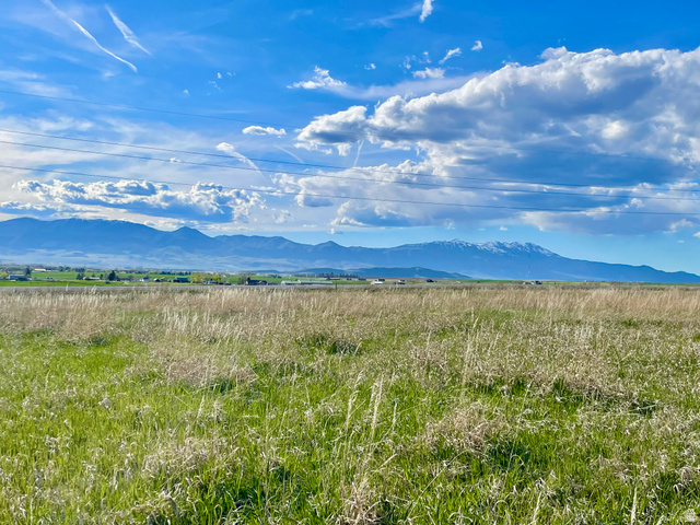 602 N 2200 E, Preston ID 83263