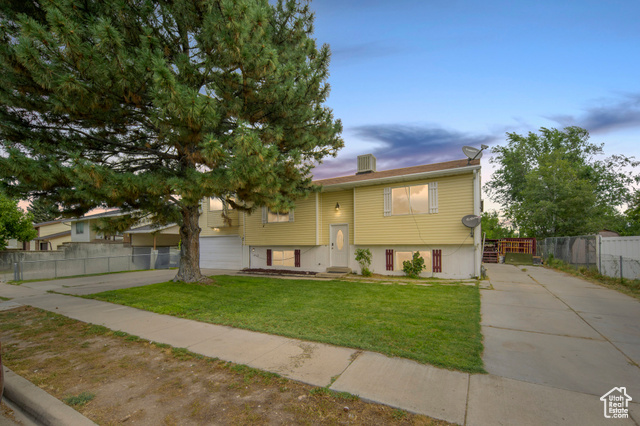 Photo 2 for MLS #2102099 at 5496 W Peggy Ln