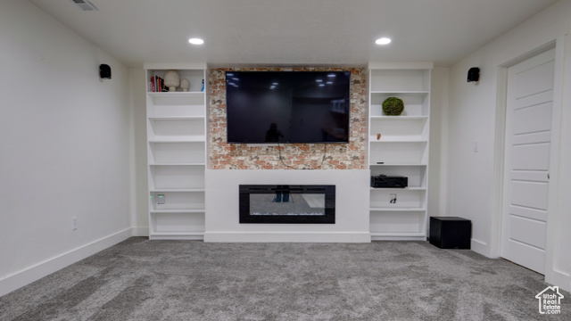 Photo 6 for MLS #2102101 at 2444 N Stanley Crane Dr