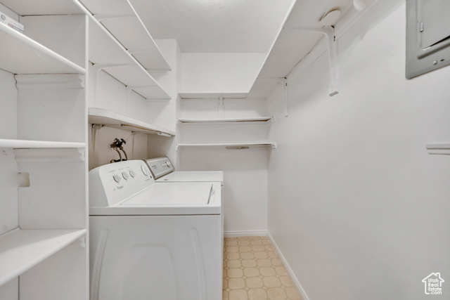 Photo 11 for MLS #2102107 at 1460 E Highland Cove Ln #223