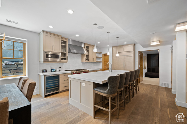 Photo 10 for MLS #2102128 at 80 Daly Ave