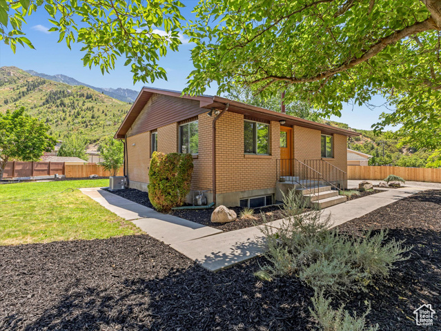 Photo 13 for MLS #2102138 at 9795 S Little Cottonwood Ln