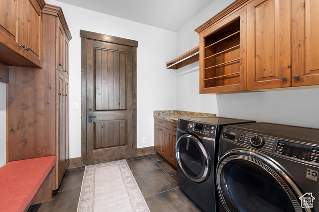 Photo 16 for MLS #2102141 at 1212 Splendor Valley Rd