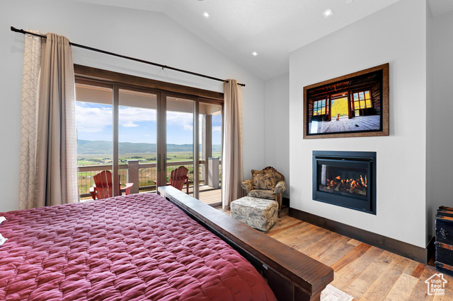 Photo 18 for MLS #2102141 at 1212 Splendor Valley Rd