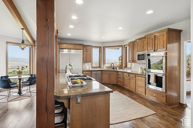 Photo 11 for MLS #2102154 at 2044 Mahre Dr