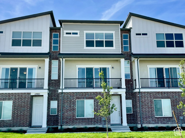12941 S CORONA ARCH CT #571, Riverton UT 84096