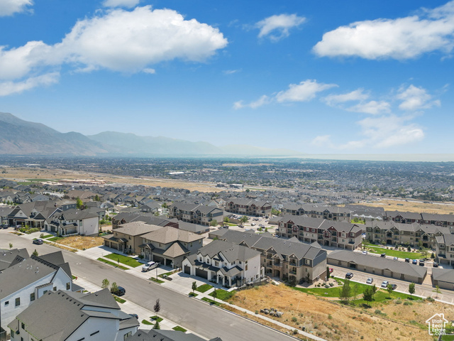 Photo 73 for MLS #2102231 at 1027 W Seasons View Ct