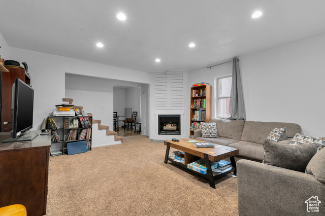 Photo 22 for MLS #2102263 at 1243 E Siesta Dr