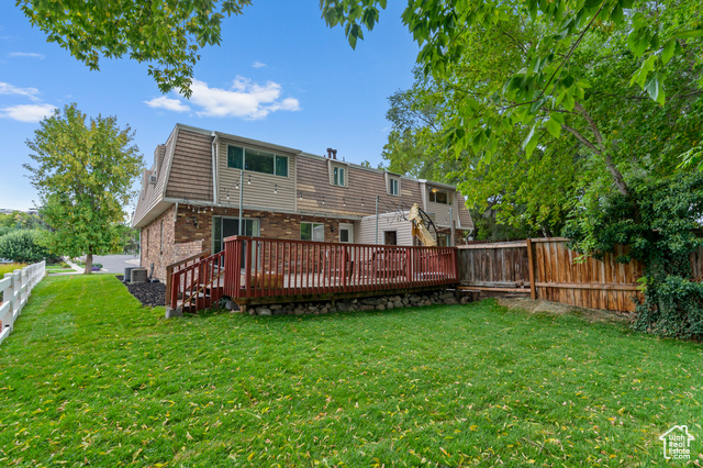 Photo 39 for MLS #2102263 at 1243 E Siesta Dr