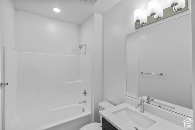 Photo 9 for MLS #2102268 at 208 E 610 North