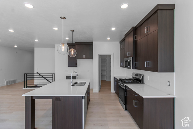 Photo 18 for MLS #2102268 at 208 E 610 North