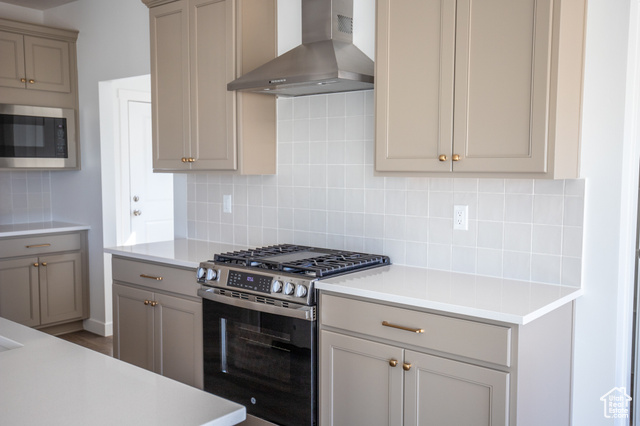 Photo 7 for MLS #2102281 at 1076 W Audrey Ln #18