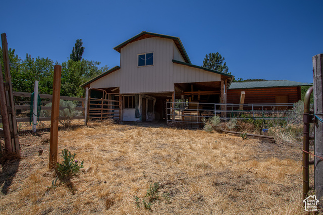 Photo 14 for MLS #2102286 at 15173 S Rose Canyon Rd