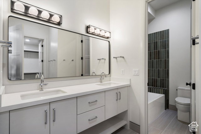 Photo 57 for MLS #2102311 at 3683 E Huntley Way
