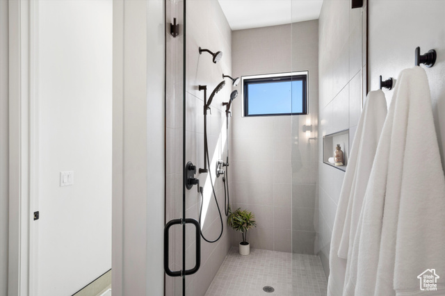 Photo 30 for MLS #2102311 at 3683 E Huntley Way