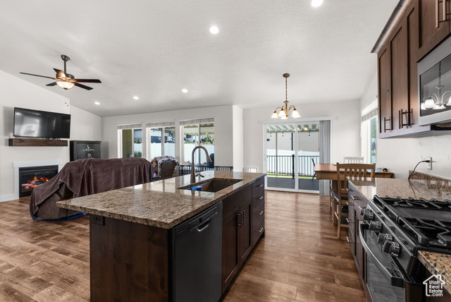 Photo 12 for MLS #2102312 at 1416 E 270 South