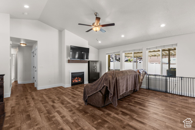 Photo 8 for MLS #2102312 at 1416 E 270 South