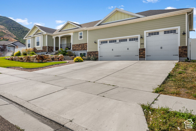Photo 4 for MLS #2102312 at 1416 E 270 South