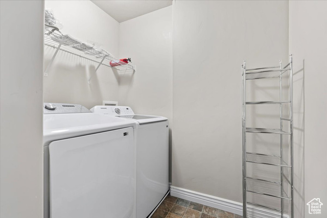Photo 17 for MLS #2102328 at 683 W Saratoga Chase Dr