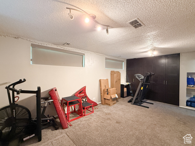 Photo 17 for MLS #2102332 at 1363 Lewis Dr