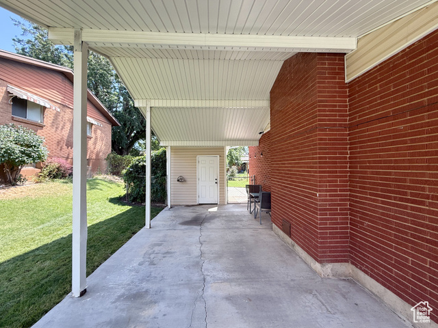 Photo 24 for MLS #2102332 at 1363 Lewis Dr