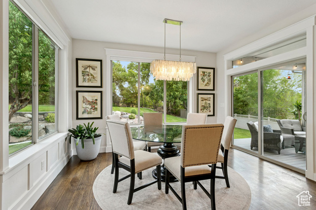 Photo 10 for MLS #2102334 at 1266 W Country Ridge Dr