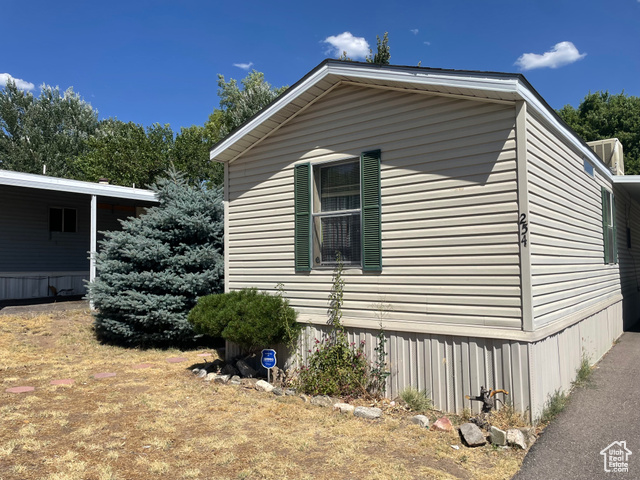 Photo 2 for MLS #2102348 at 254 Fremont Way