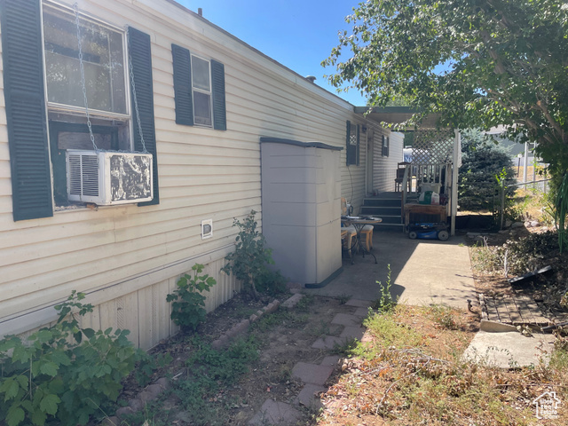 Photo 3 for MLS #2102348 at 254 Fremont Way