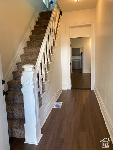 Photo 5 for MLS #2102364 at 2531 Orchard Ave