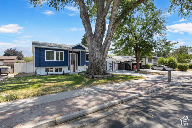 8731 S GLADIATOR WAY, Sandy UT 84094