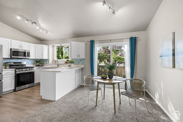 Photo 8 for MLS #2102373 at 1302 E 3150 North