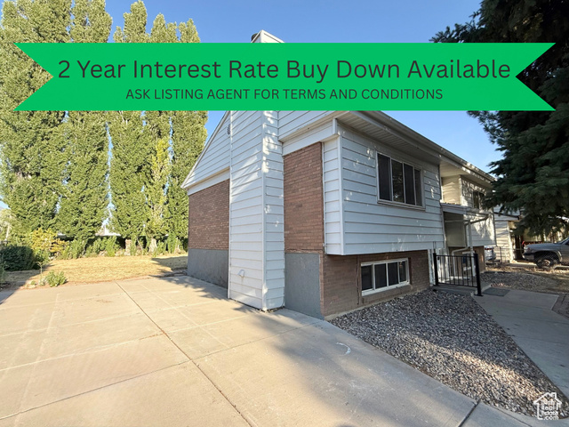 2486 N 690 W, Clinton UT 84015