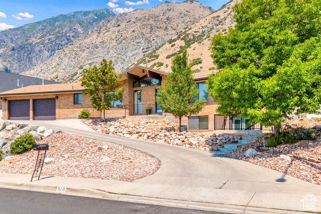 560 N 880 E, Springville UT 84663